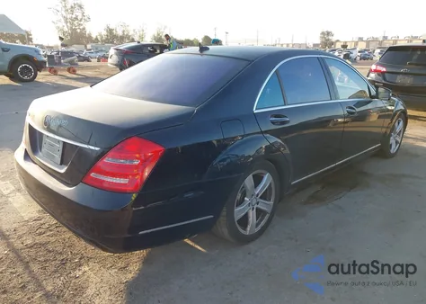 2011 Mercedes-Benz S 550 from USA, damaged, VIN WDDNG7BB9BA387028